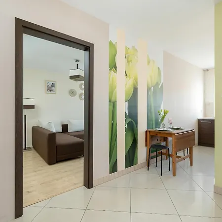 Z 2 Sypialniami W Kolobrzegu 12 Minut Spaceru Od Plazy By Renters Apartament *