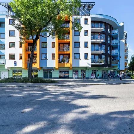 Z 2 Sypialniami W Kolobrzegu 12 Minut Spaceru Od Plazy By Renters Apartament Kołobrzeg